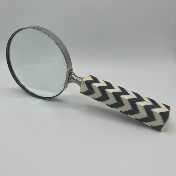 Magnifying Glass, Chevron