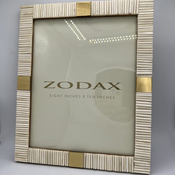 8 X 10 Crème Bone/Brass Frame
