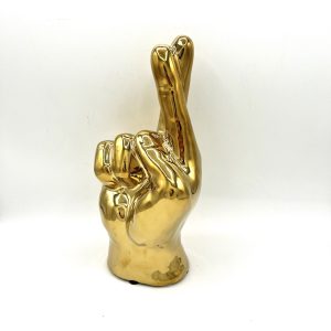 Lucky Fingers, Gold